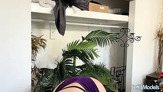 Тизер BTS - две толстушки в двойной команде их мальчик-игрушка - ближайший 02-06-26