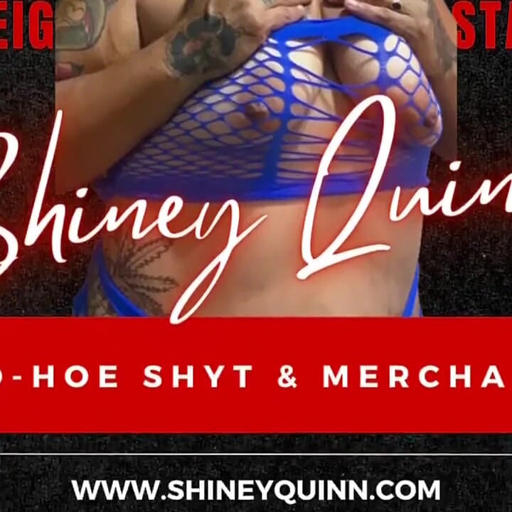 Shiney Quinn Productions: Shiney Fucks Herself on Huge Clear Dildo
