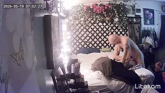 Komşu ile yakalandı