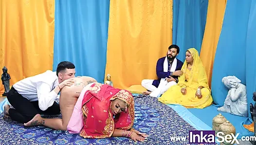 Inka Sex - Chudai - Ibu tiri India berdada meniduri pacar putri tirinya dan vaginanya dibiarkan penuh dengan susu.