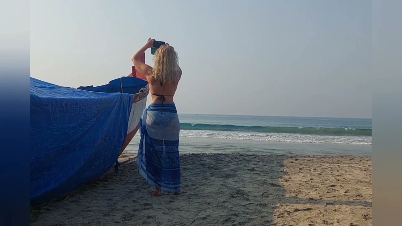 Amateur Blonde Mature Wife Enjoys Sex