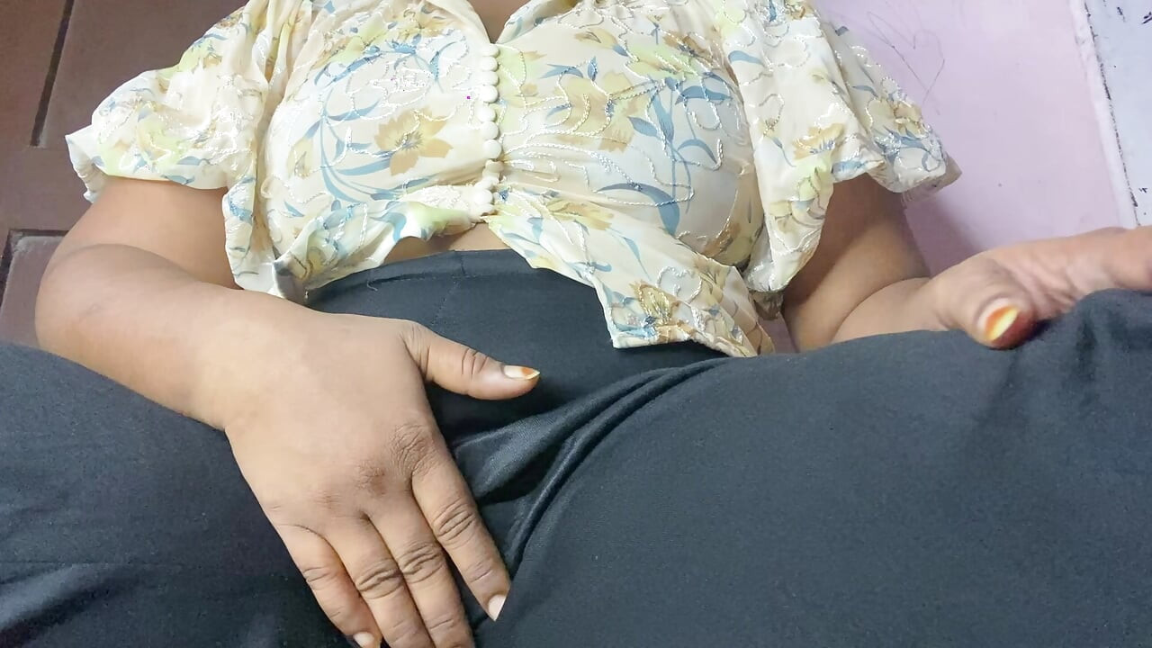 إذا لم أتمكن من العثور على قضيب ، فقد فعلت ذلك بإصبعي