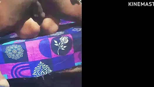 Hintli kadın sert seks yapıyor