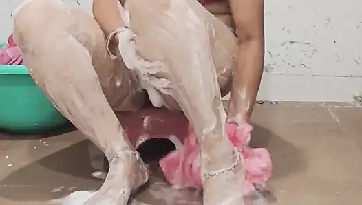 Priya Bhabi Hot Bathing Show