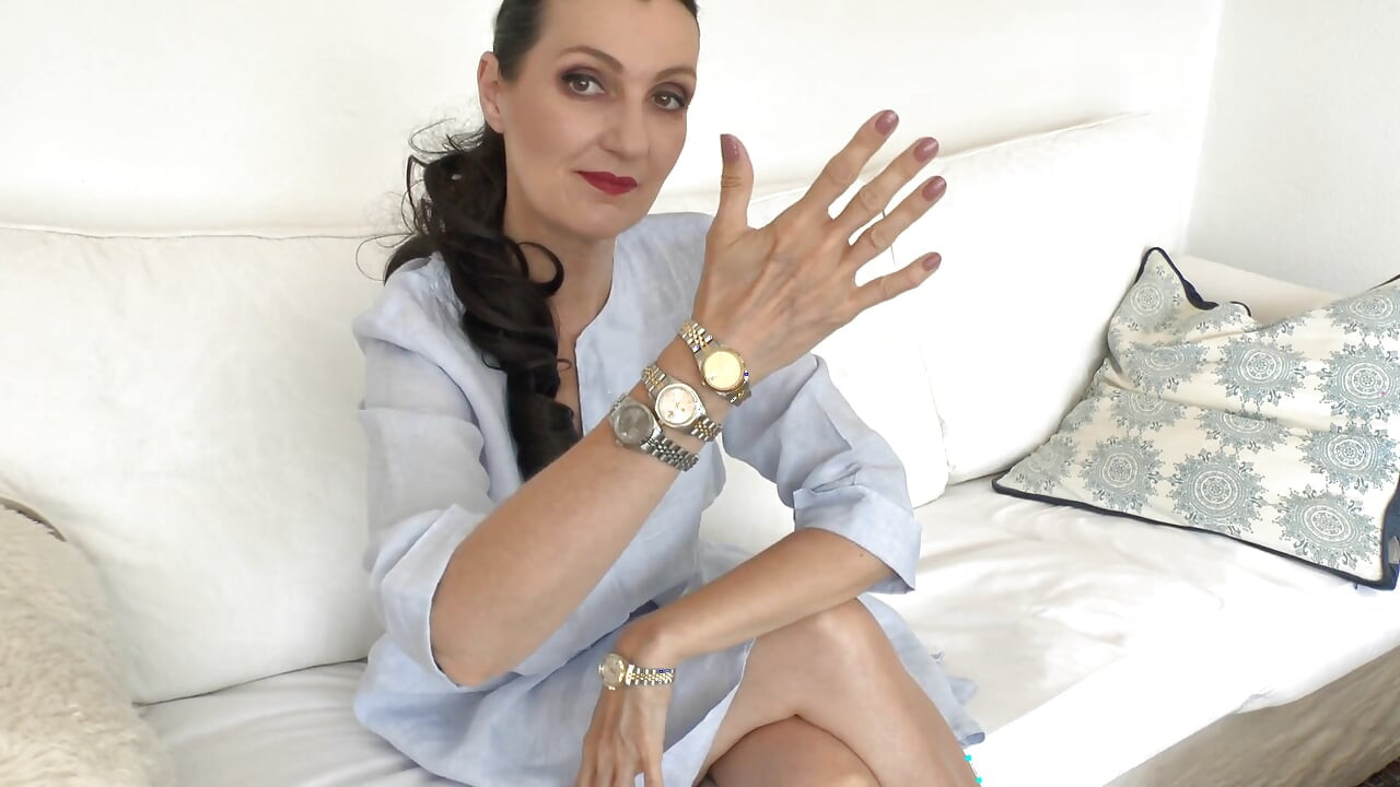 Meeting at Stepmother's, Waiting for Stepson, Watch Fetish, Lady Victoria Valente