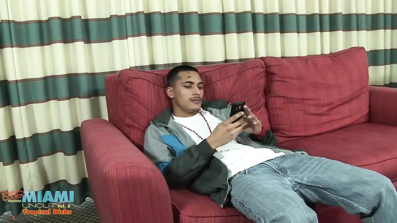 Miami Uncut #3 - Tropical Dicks Scene 6 - Angel and Joker (40453)