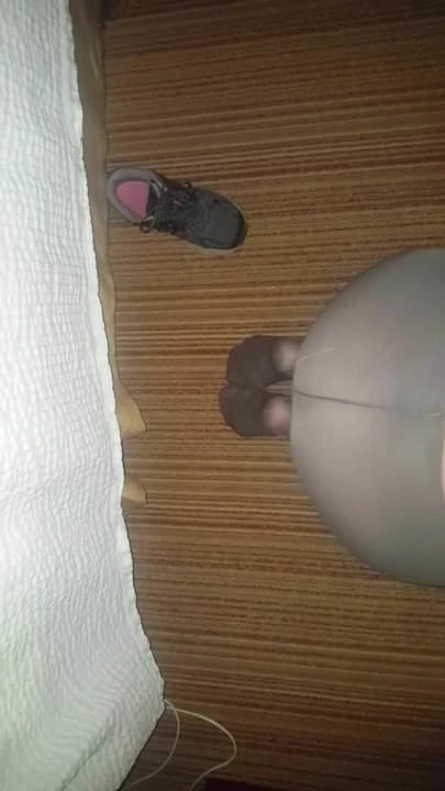 Slut wife pantyhose blowjob