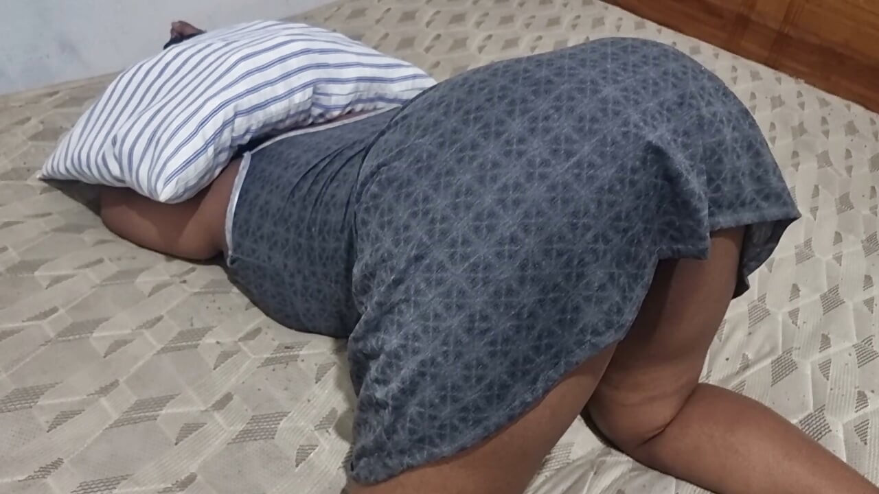 Sri Lankan Big Boobs Sexy Girl