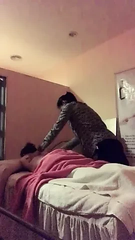 马来语 - Awek Melayu