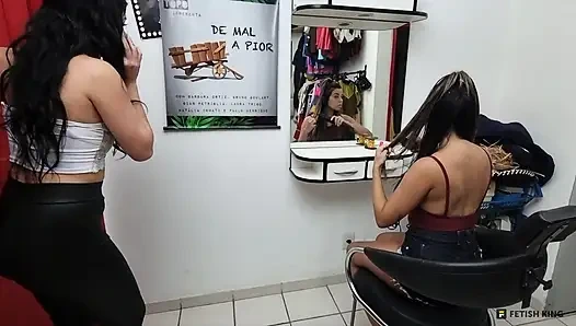 Игра рук - сегодня не будет твой день, моя сладкая рабыня