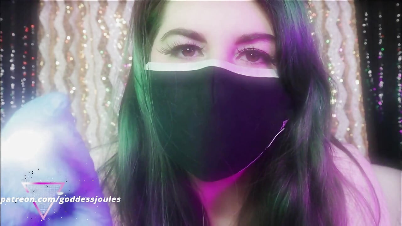 新しくてお気に入りのマスク ASMR