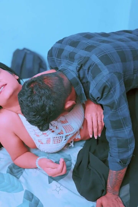 Big Boobs Milky Wife Cheated by Her Husband's Friend in the Private Room