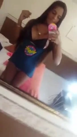 Gata trans colombiana