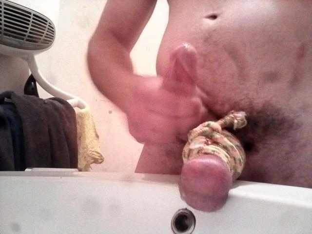 Bondage testiklar och cums explosion