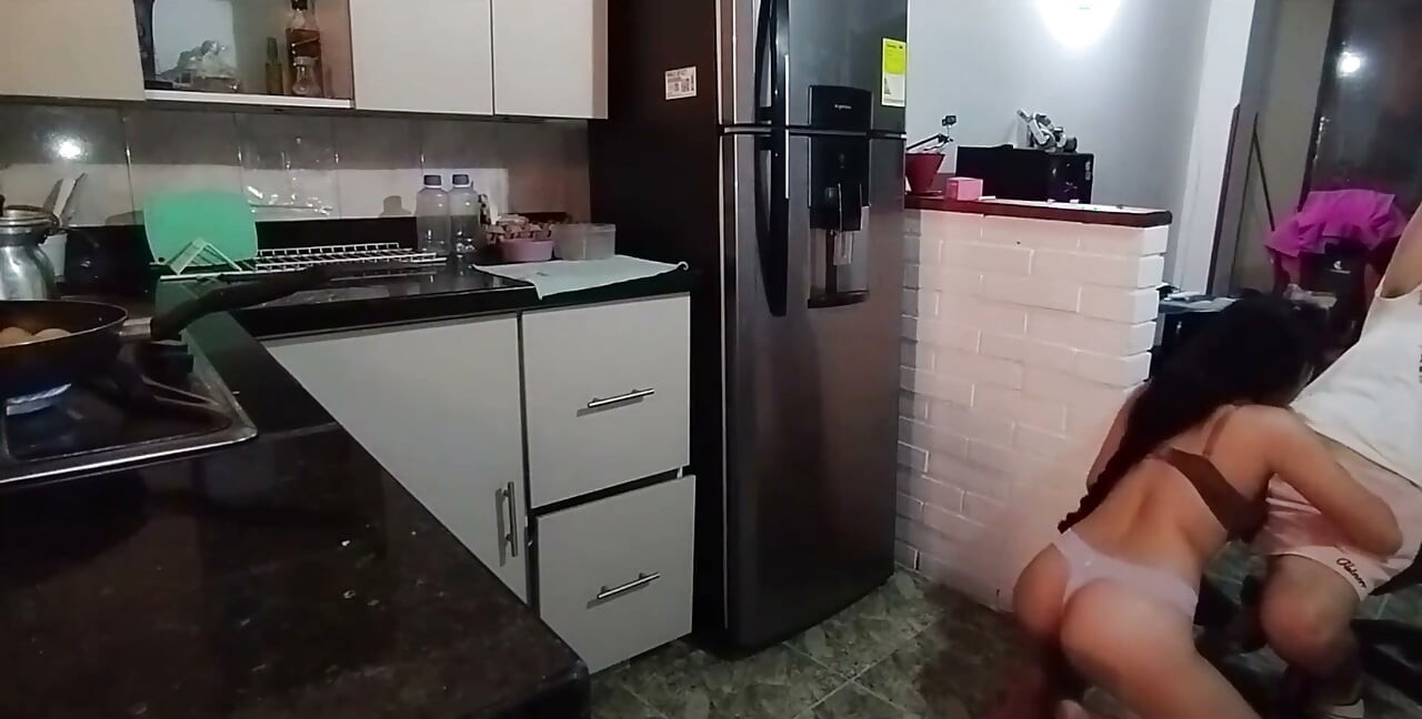 I Masturbated Looking at Her How She Was Dressed and She Couldn't Bear to Suck My Entire Cock