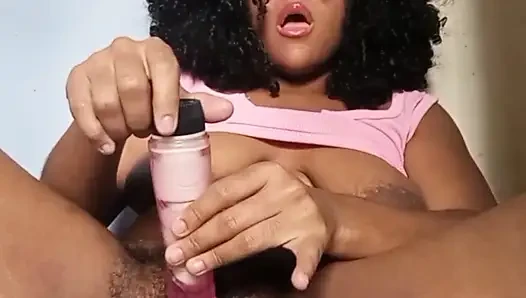 Come with mommy to play
