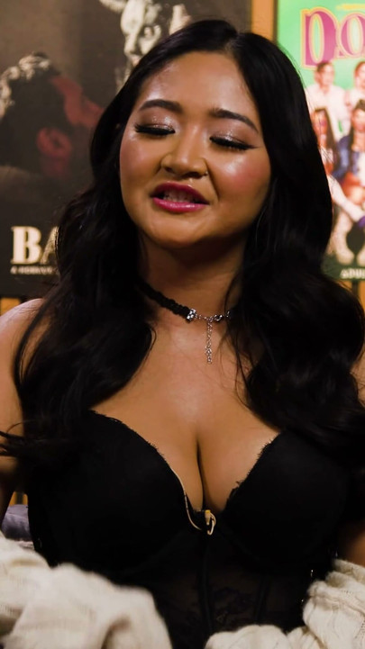 Jasmine Teaa：全亞洲群交和春麗角色扮演成人時光播客