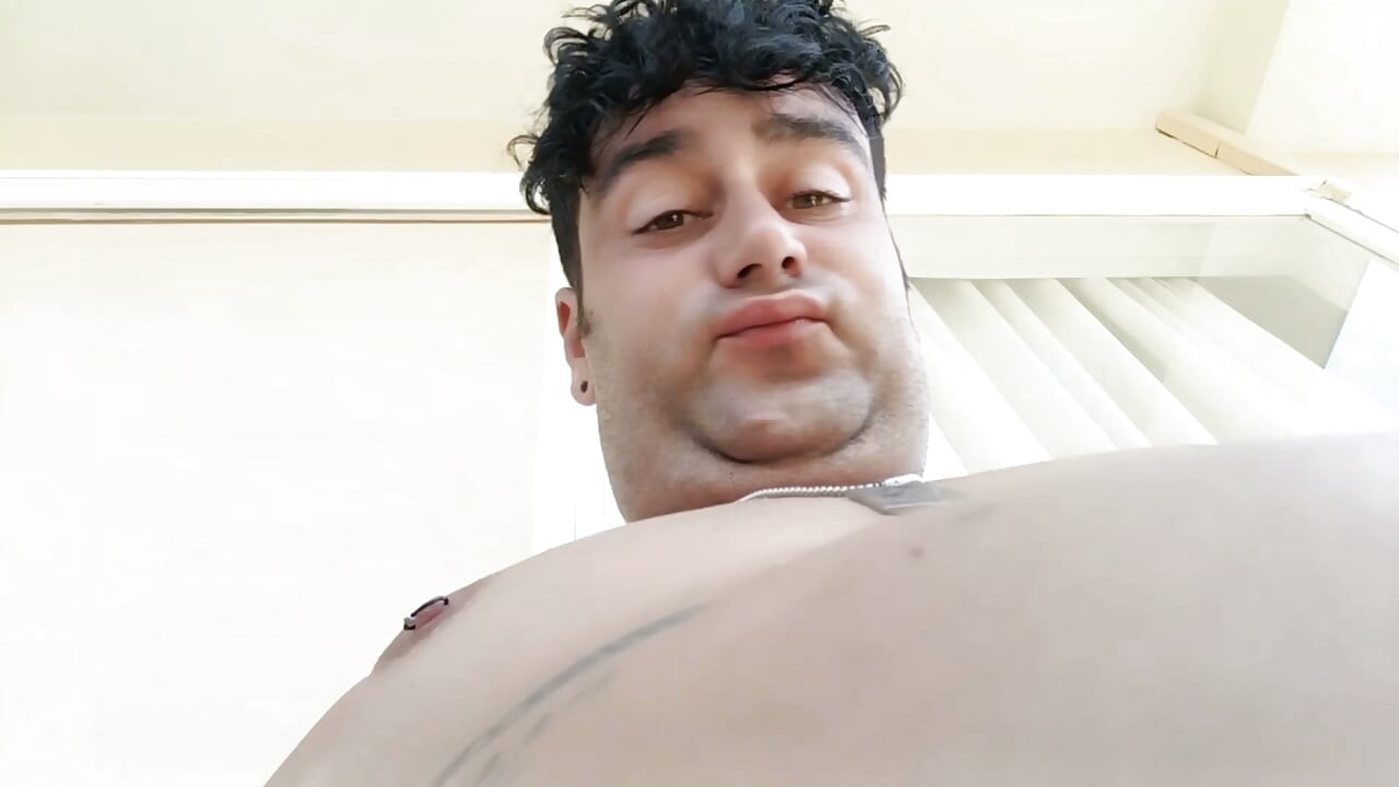 I Love My Fat Look - Double Chin, Big Breast and Big Belly