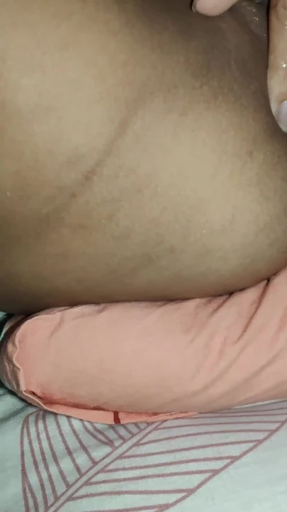 Érzelmes pillanat a "Real Homemade Anal Creampie" -ből