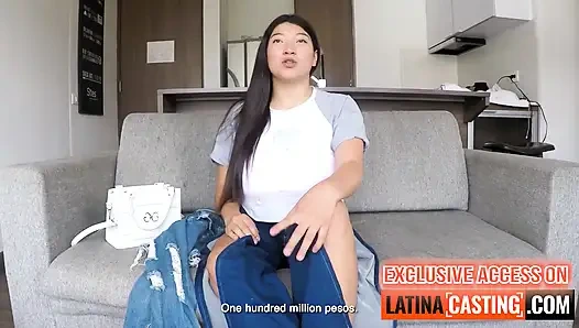 Cewek latina asia amatir dengan toket besar alami ini bilang nggak akan pernah selingkuh... Berujung dudukin kontolku