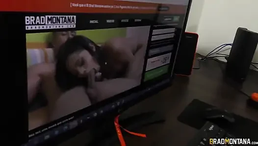 Nimfo santai di kontol saudara tirinya yang berkahir