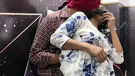 Indian hot girlfriend meet in hotel with bf  hard fucking