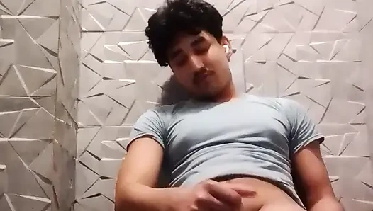 Indiana Handsome Boy Masturbation Video