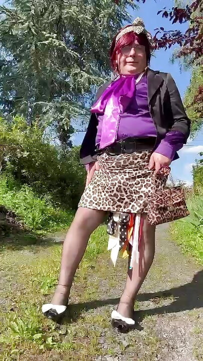 Dressed in a little leopard skirt for a night out