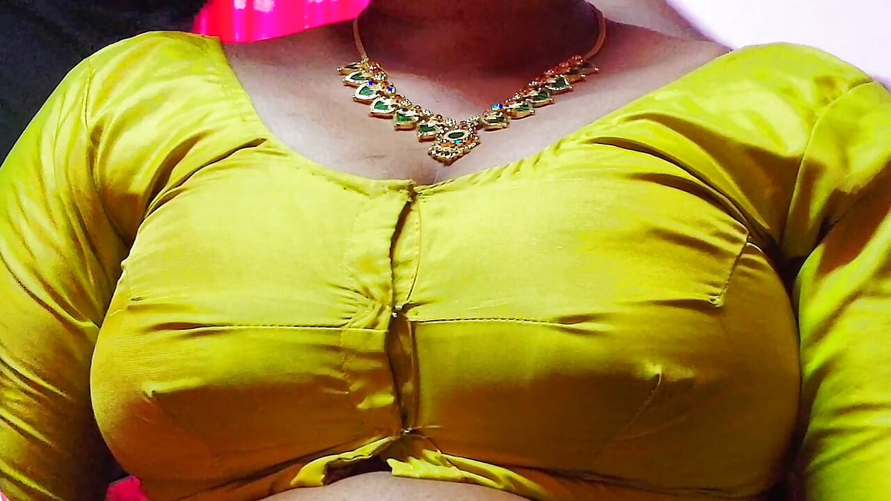 Indian aunty enjoying with neighbour