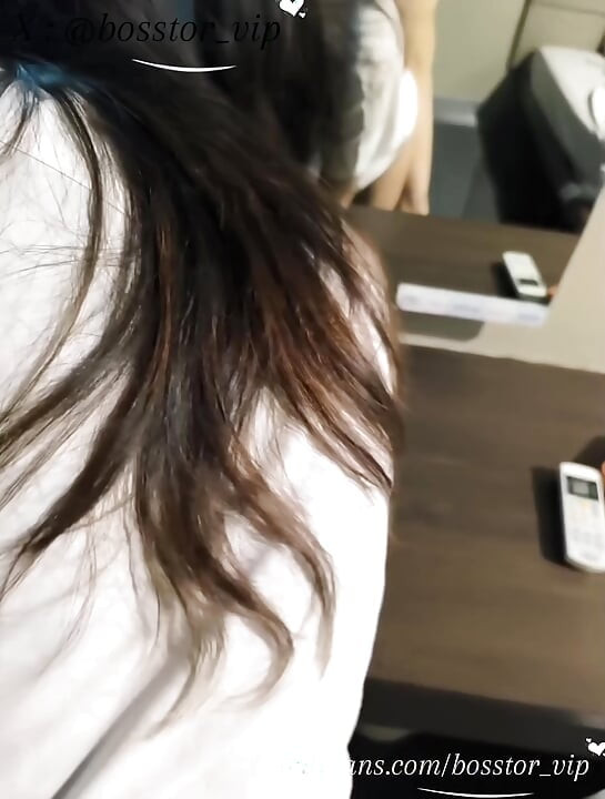 OBTP-0311 Tajlandski sveučilišni student