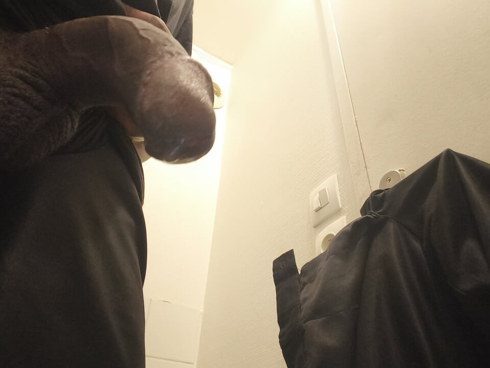 Cumming without jerking off