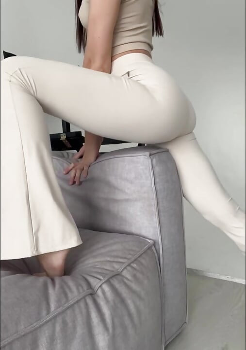 Sexy heißer arsch, yoga, lange beine