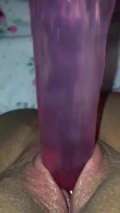 Sie liebt den dildo!