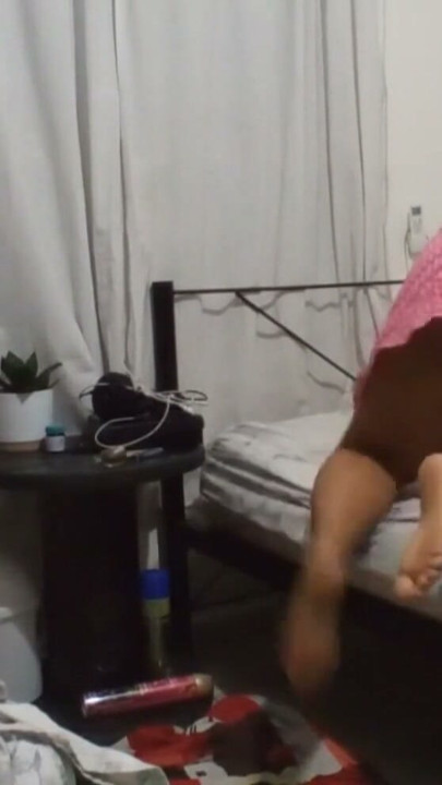 Seksi tombul hotwife | Klip 1