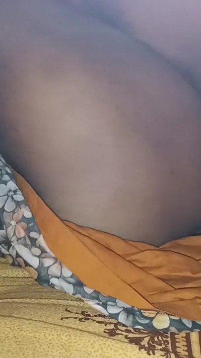Del - 2 Indisk stemor Knullet av Huge Cock BBC og Deepthroat Guy utnyttet gammelt pickup-opplegg for å trenge inn i bangladeshisk jente | Klipp 1