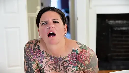 Carrie Capri Gets Fucked Doggie Style by Fucking Machine and Cums Hard!
