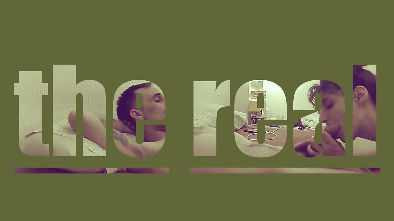 Pierwszoosobowe obciąganie, gorący dzień jest idealny dla świetnych ust