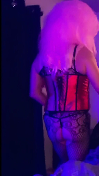 Kiss my ass | Clip 1