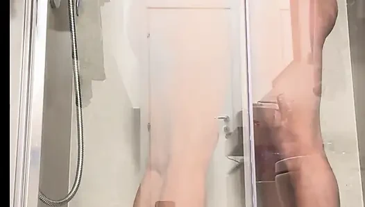 Обнаженный горячий душ с моей женой