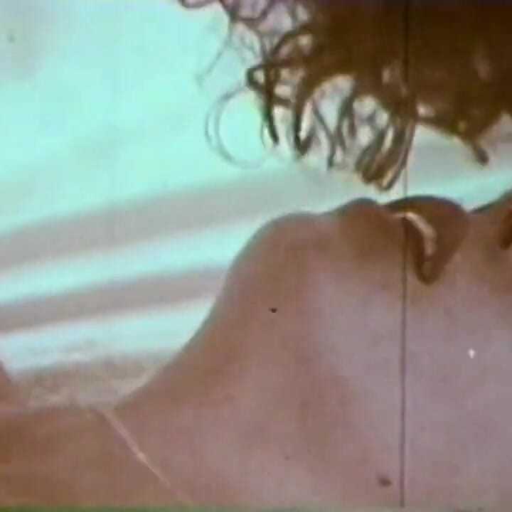 Hot sexy girls loves vintage sex videos