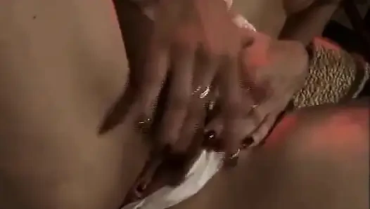 Ehefrauen allein zu hause ehefrau