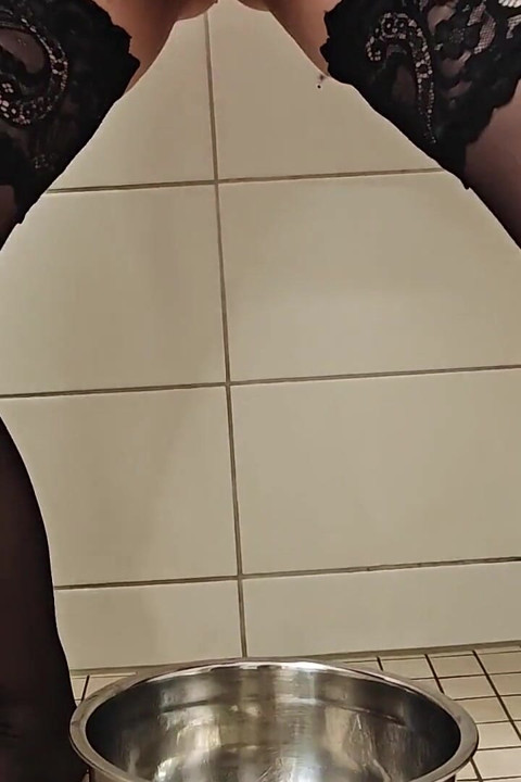 Pissing in the Panties
