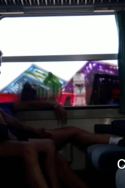 在火车上被一个直男操