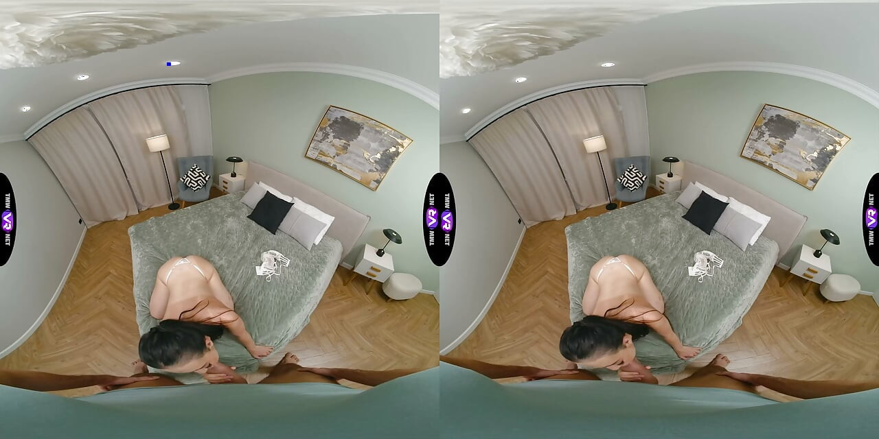 Azgın Sida Diz Çöküp Yükünü Yutuyor - TeenMegaWorld