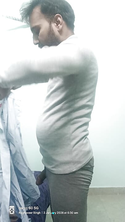 ペニスをしゃぶられ、隣人としゃぶること