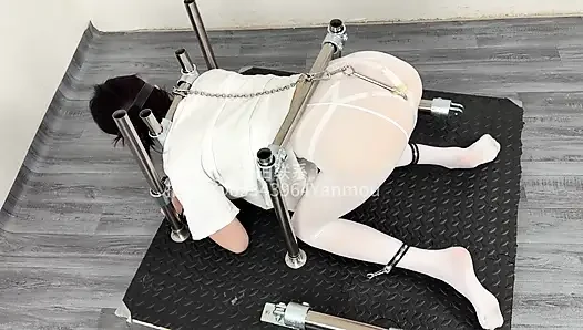 Metal Hell: Hook Control Starring in a Vacuum