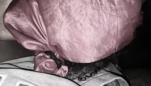 Aku ngajak ibu tiriku untuk ngentot sama suamiku dan ayah tiriku mengizinkannya