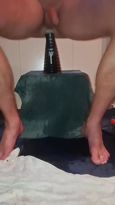 Solo Gay Twink - Piramid Dildo Ride