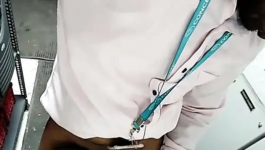 Indische ehefrau vom chef im büro gefickt