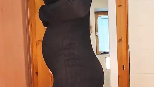 Bersiaplah denganku saat aku mengambil enema.